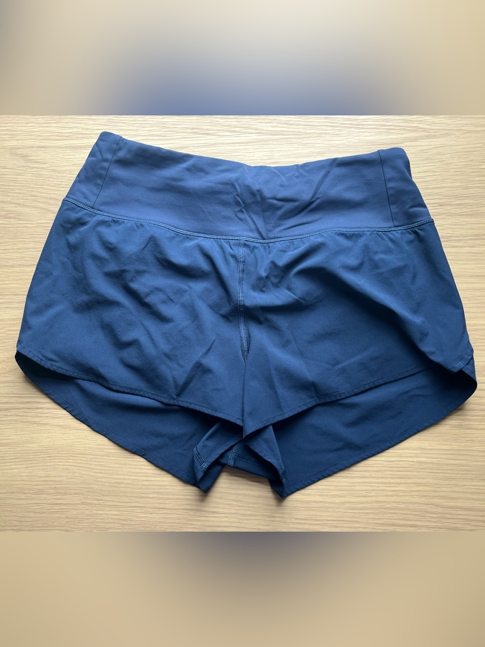 lululemon athletica Speed up HR short 2.5” mesh vent size XS, Navy Blue